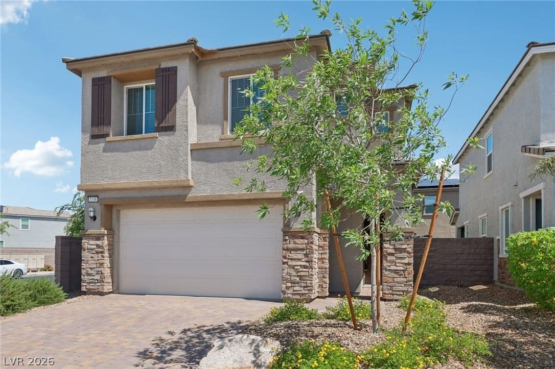 1338 Ossa Street photo 3