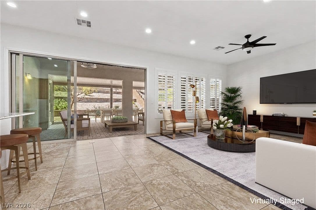 6649 Ruby Desert Court photo 4