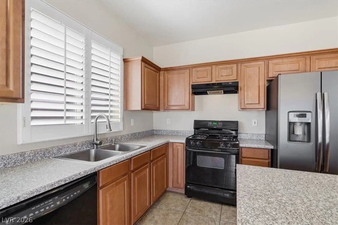 4512 Yellow Harbor Street photo 3