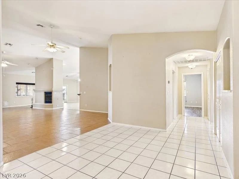 1710 Murphy Street photo 5