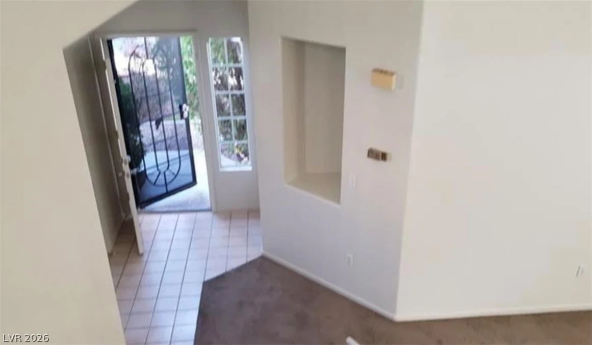 2764 TROTWOOD Lane photo 3