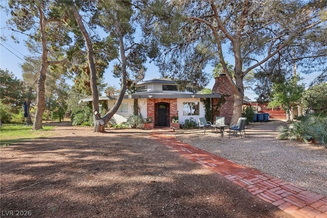 55 Siddall Avenue photo 3