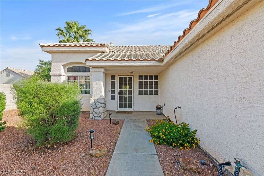 1146 Teal Point Drive photo 5