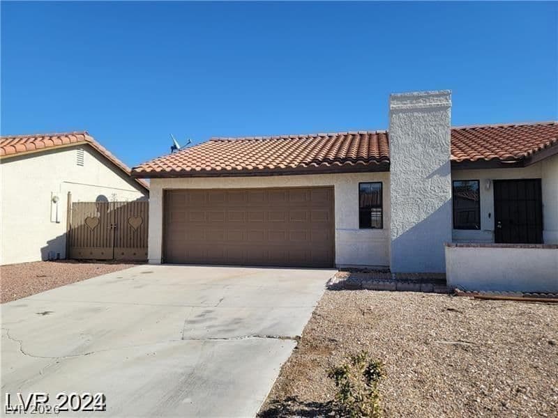 1617 Joshua Tree Court photo 2