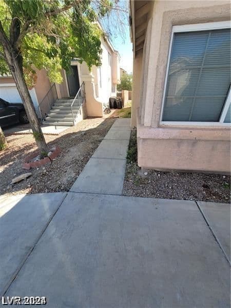 5316 Clover Blossom Court photo 3