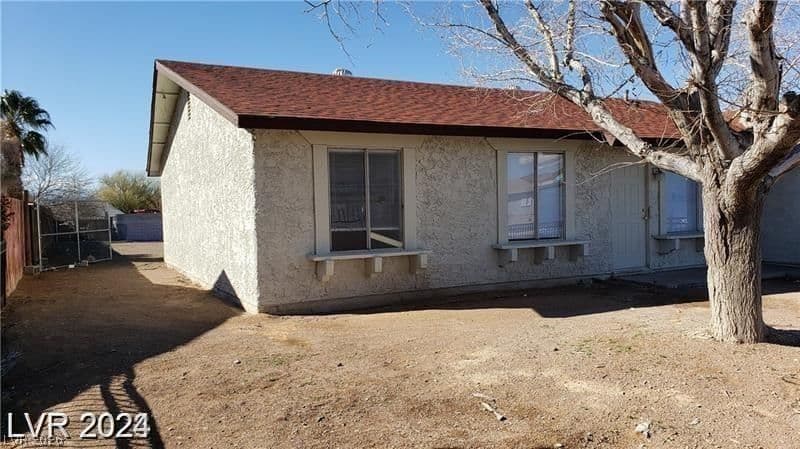 915 MAJOR Avenue photo 4