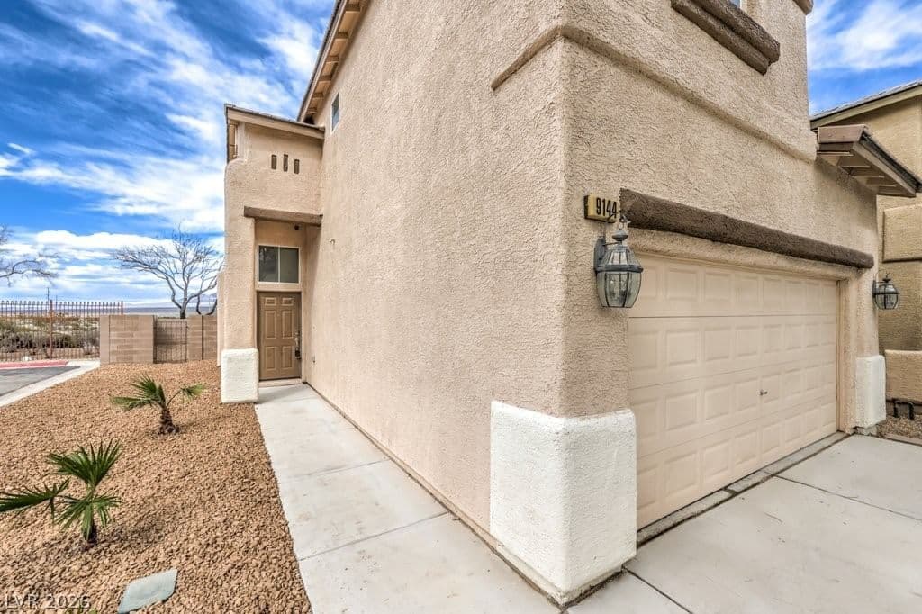 9144 Black Elk Avenue photo 4