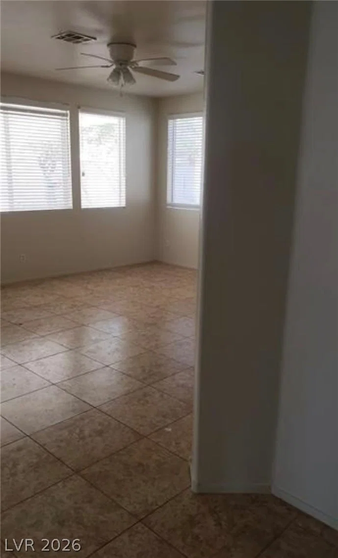 1003 Dover Glen Drive photo 4