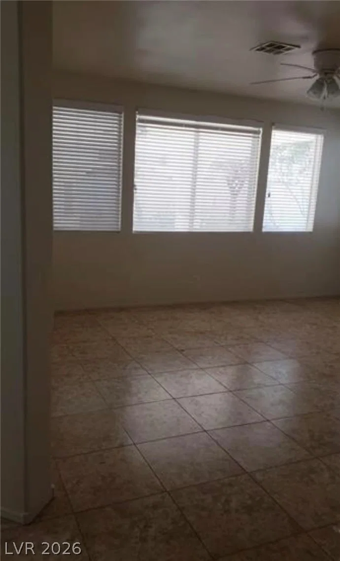 1003 Dover Glen Drive photo 5