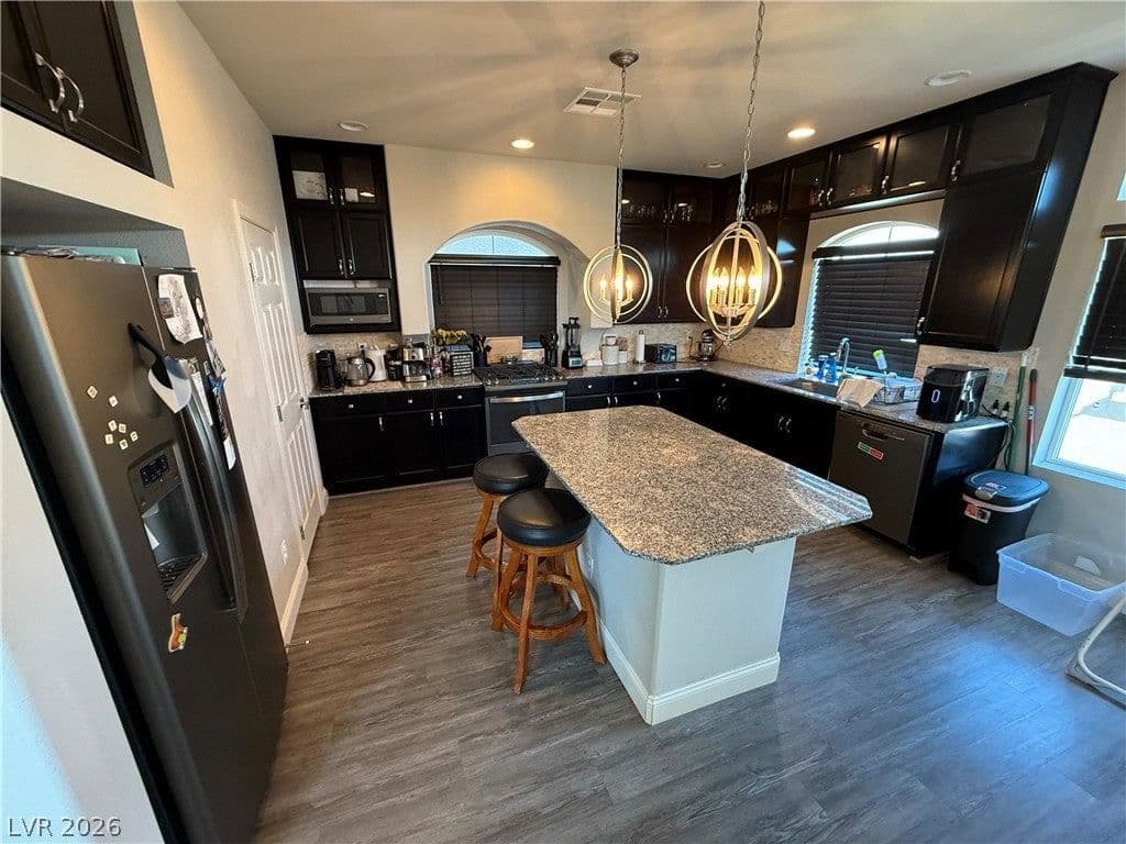7068 Parrot Bay Way photo 3