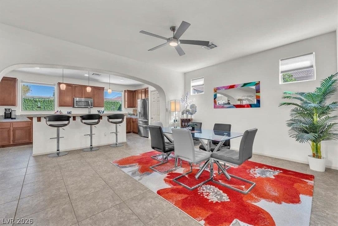 1612 Yellow Tulip Place photo 5