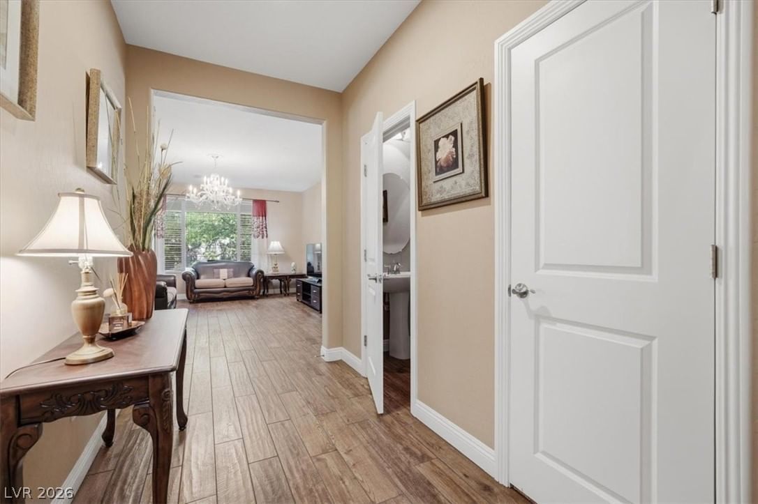 31 Berneri Drive photo 4
