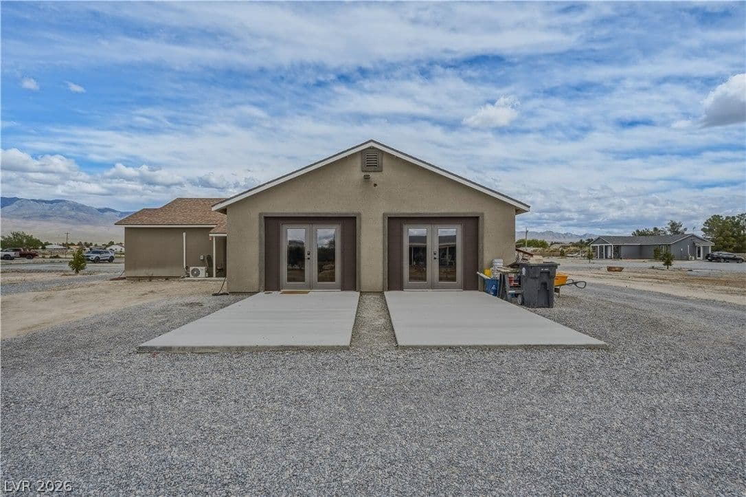 951 Leffner Drive photo 3