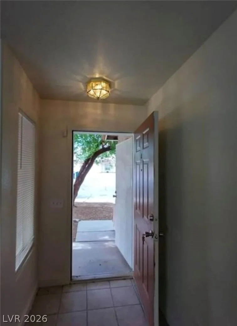 994 River Walk Court photo 3