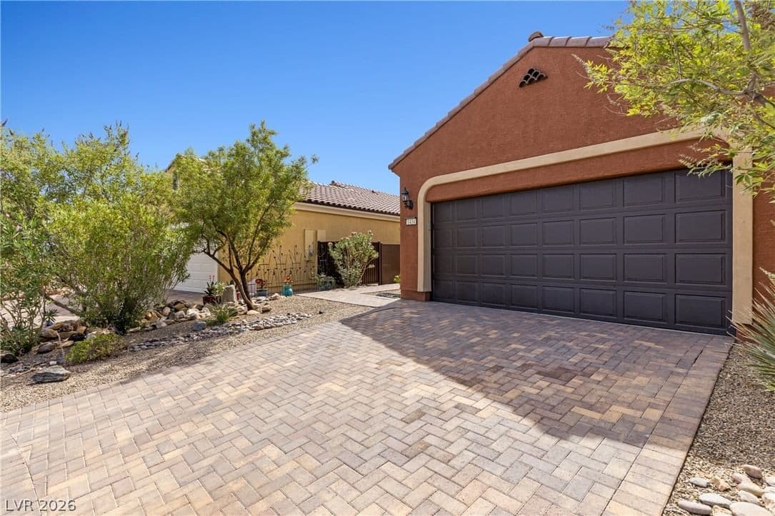 1434 Moonrise Court photo 2