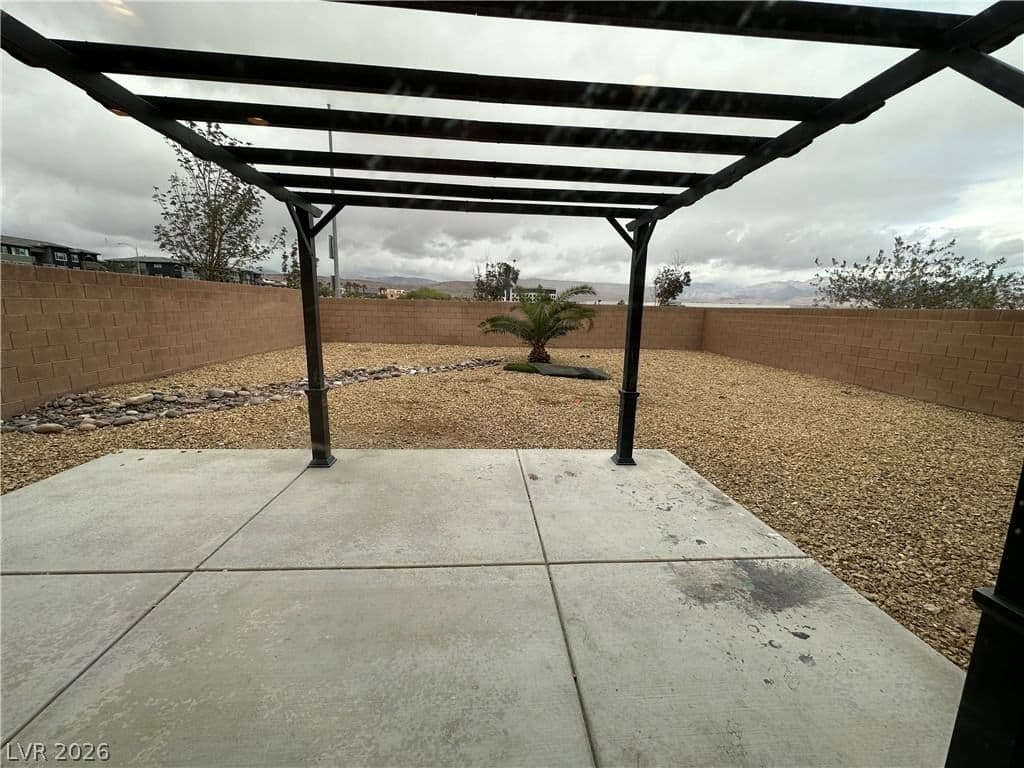 6463 Pochman Mesa Street photo 2