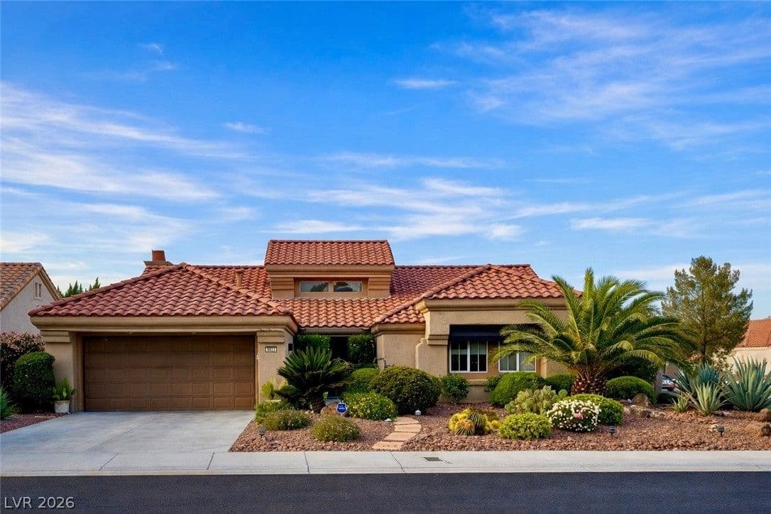 9028 Grayling Drive photo 2