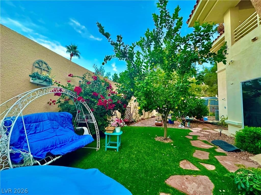 8101 Moonstone Circle photo 4