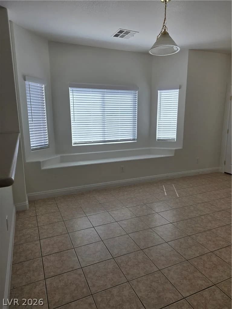 2212 Spartan View Court photo 4