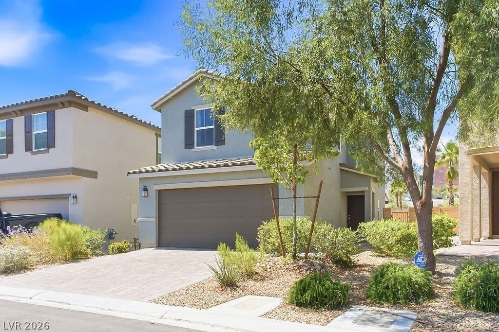 6941 Trevelez Street photo 2