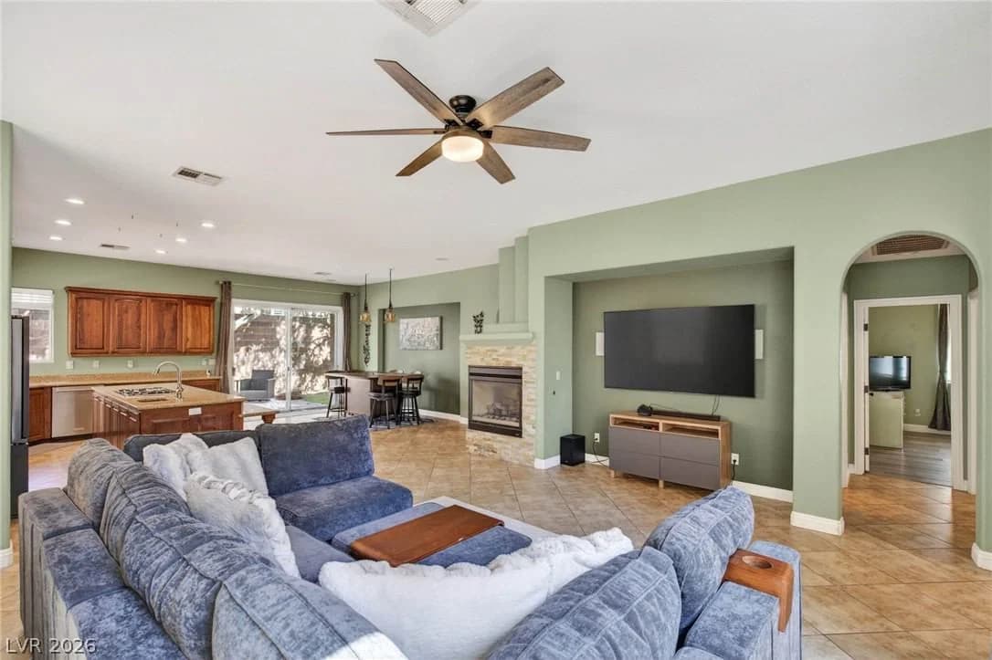 1020 Via Gallia Street photo 3