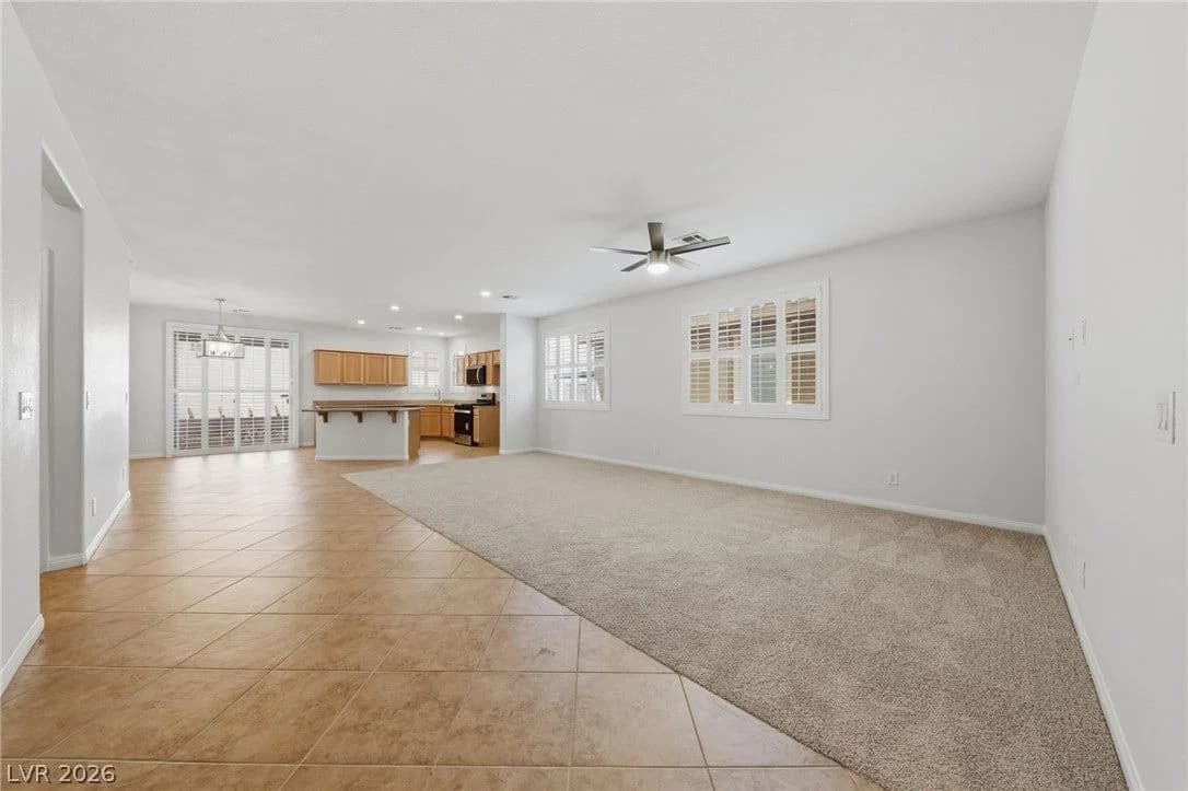 1009 Via Canale Drive photo 2