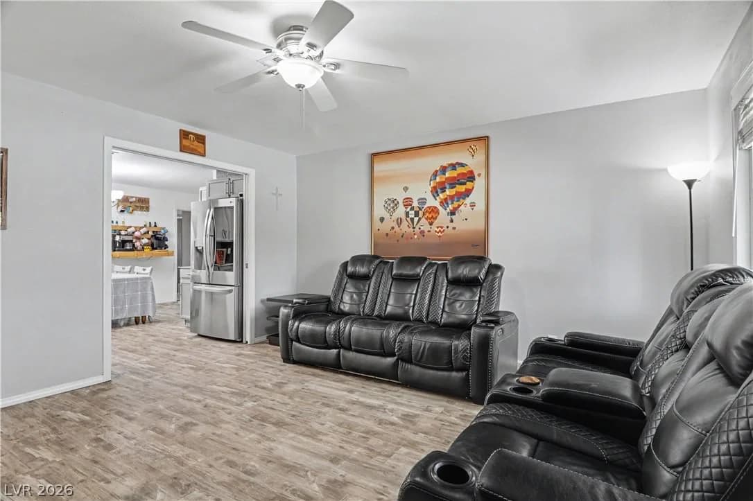 441 Longtree Avenue photo 4