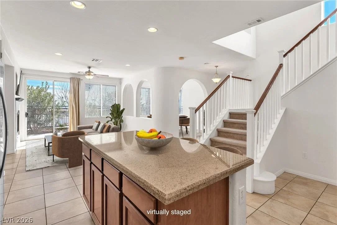 2478 Cordoba Bluff Court photo 4