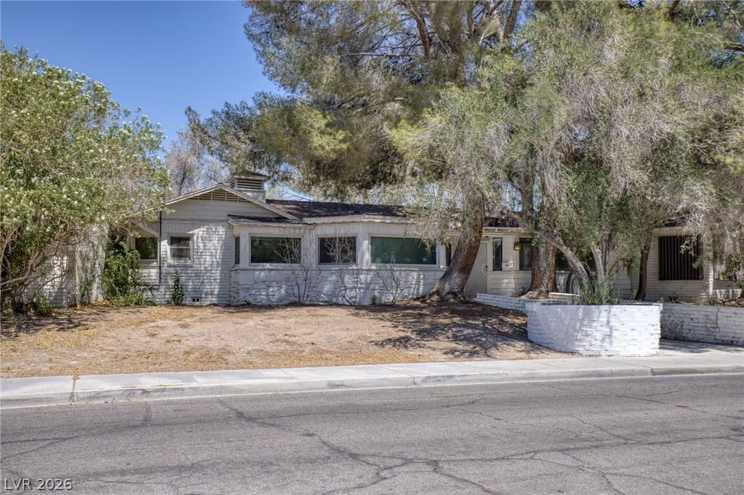 1200 OAK TREE Lane photo 4