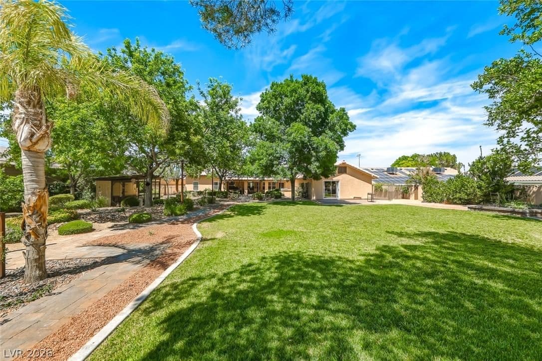 8645 Bright Angel Way photo 5