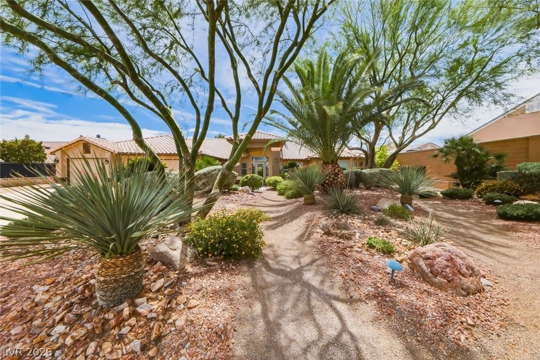 8645 Bright Angel Way photo 4
