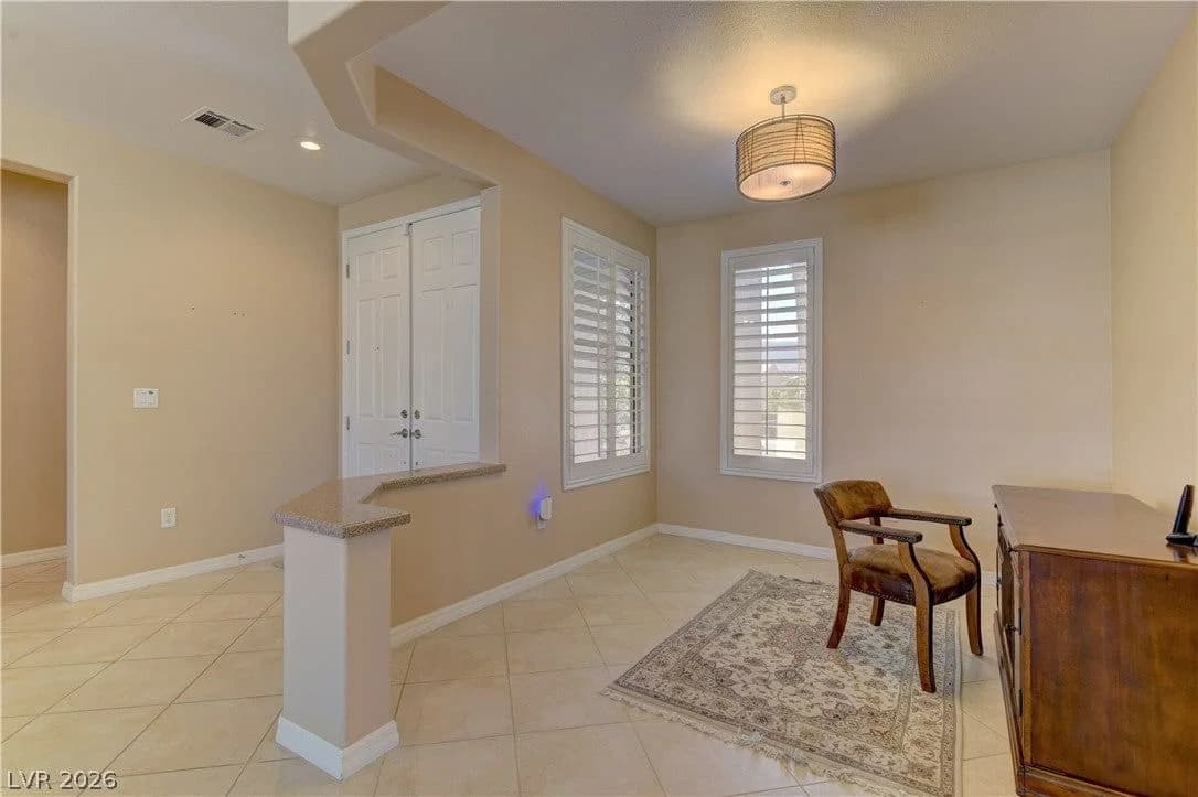 4690 Denaro Drive photo 5