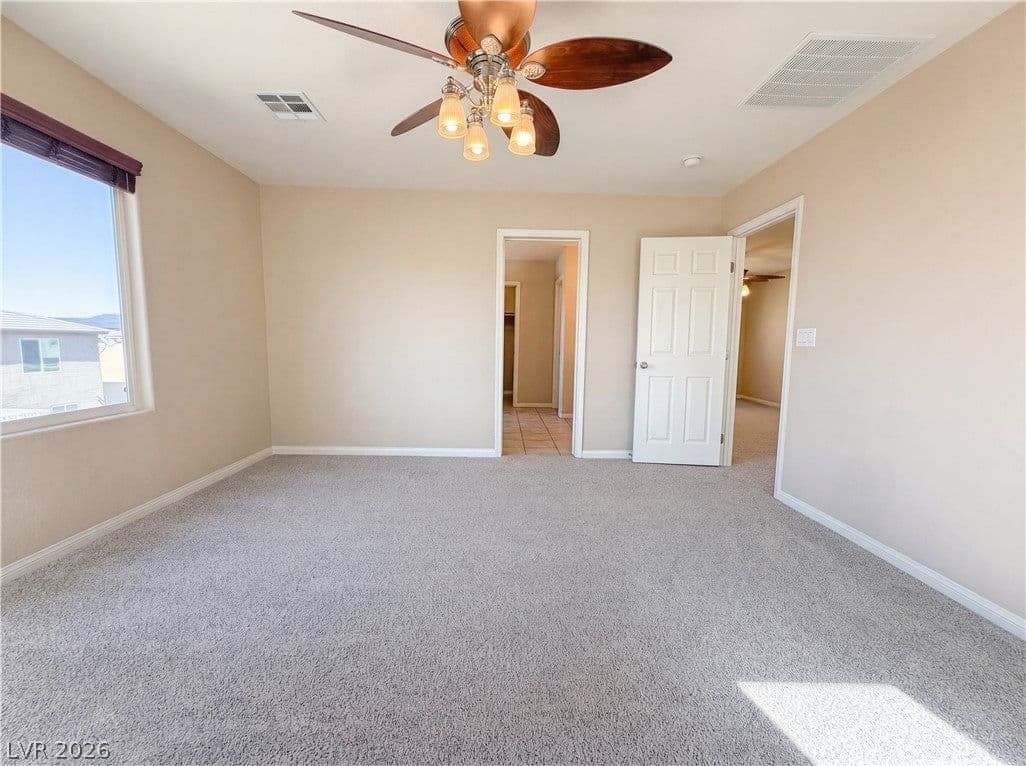 6472 Haypress CT photo 4