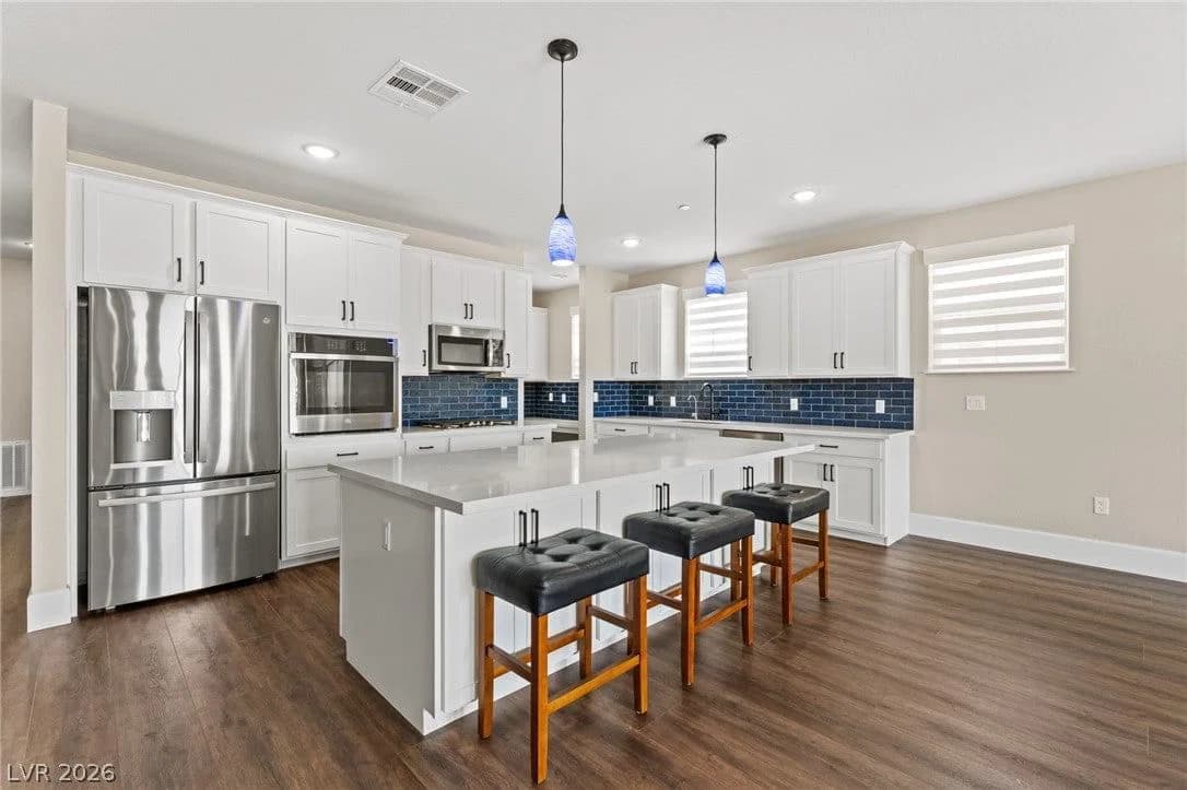 2555 Hampton Road