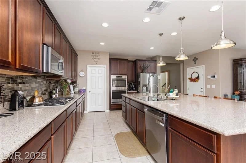 5520 Bruin Lakes Street photo 5