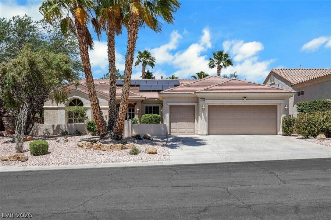 2842 Winslow Springs Drive photo 2