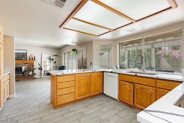 5445 El Roble Court photo 4
