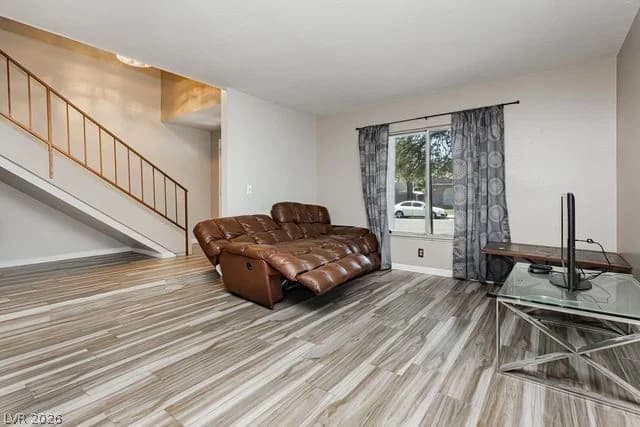 5436 El Roble Court photo 3