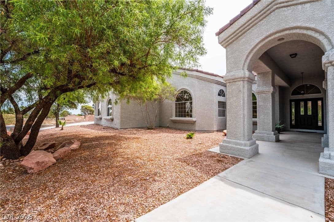 6315 Grand Canyon Drive