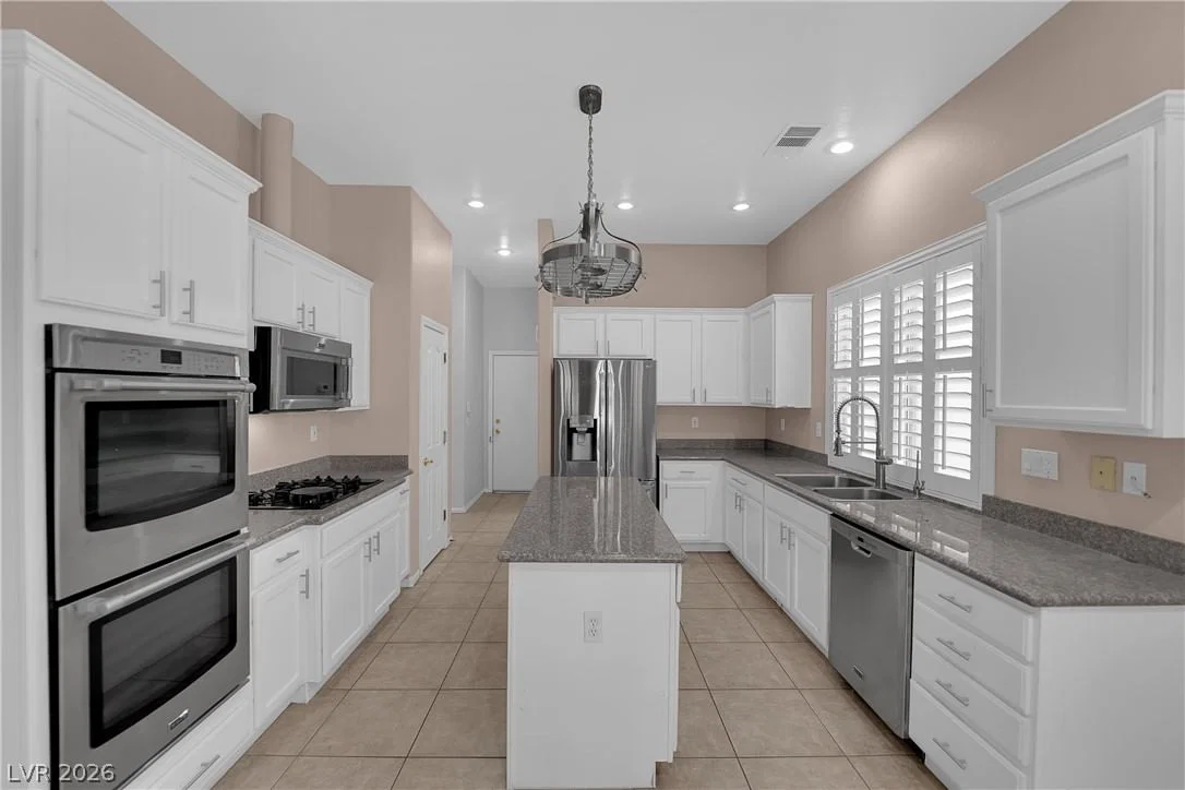 8739 Coldwater Canyon Court photo 3