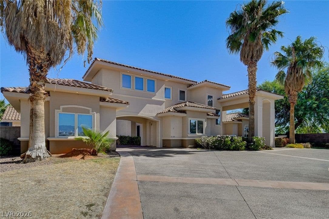 6180 El Camino Road photo 3