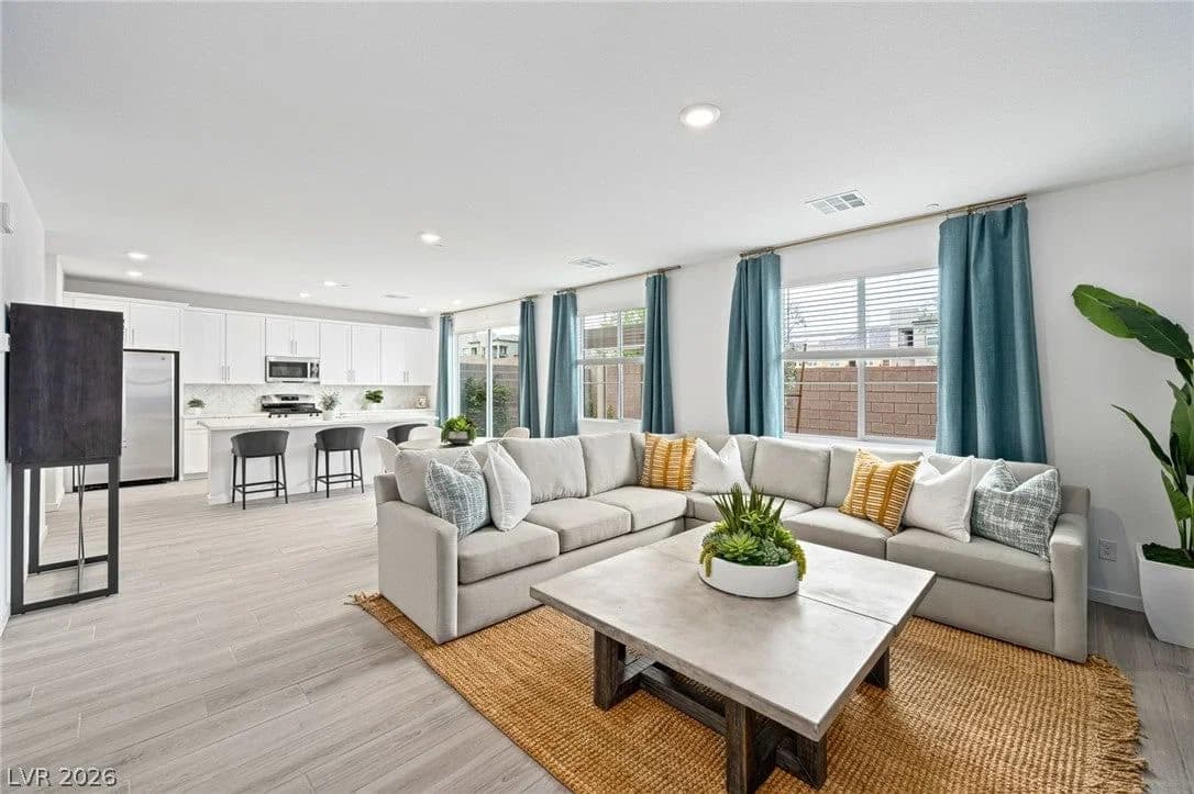 311 Mount Langley Street photo 3