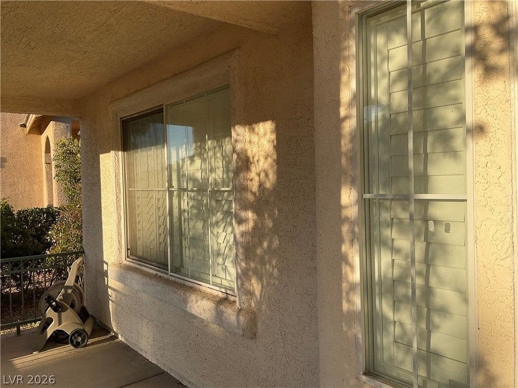 2324 Heather Valley Drive photo 5