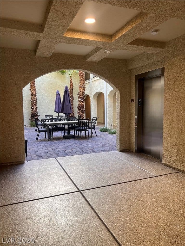 2555 Hampton Road photo 4