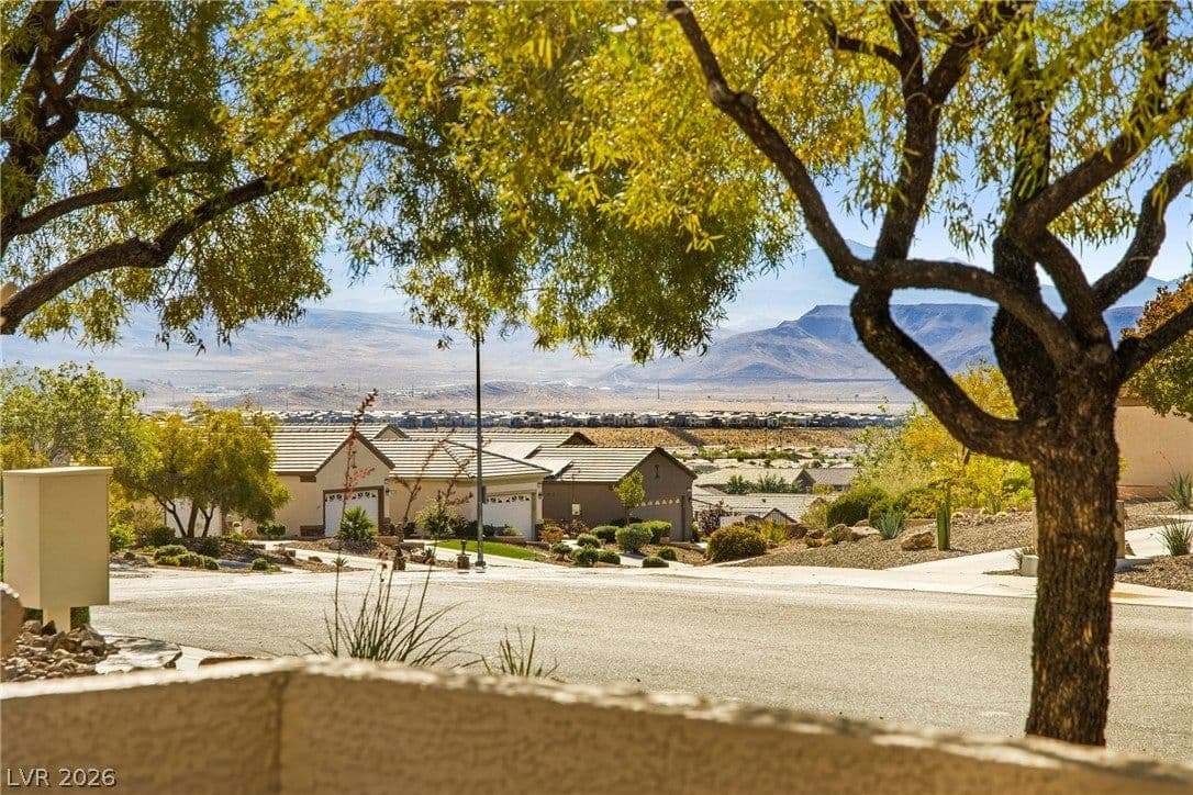 2635 Solera Moon Drive photo 5