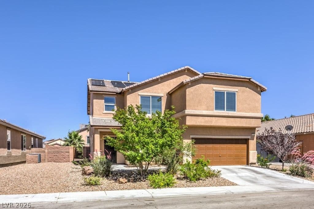 8132 Pink Desert Street photo 5
