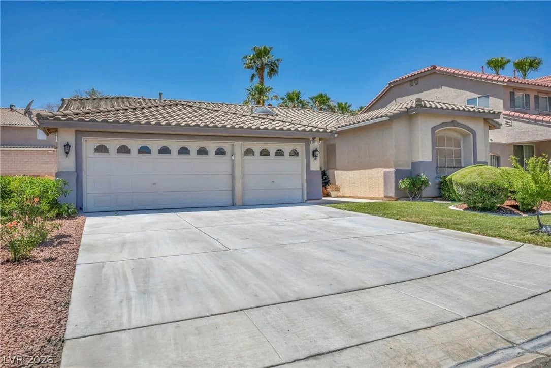 3021 Parchment Court photo 4