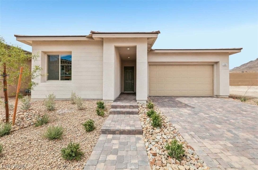 1201 Cloudbreak Cove Drive
