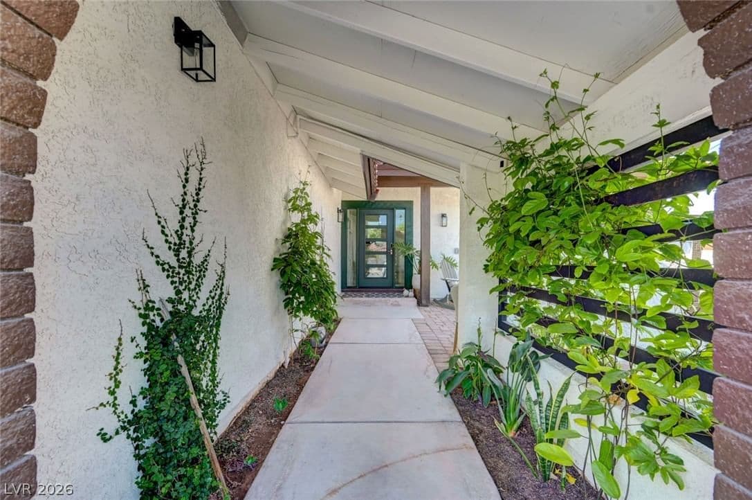 4054 Venita Court photo 4