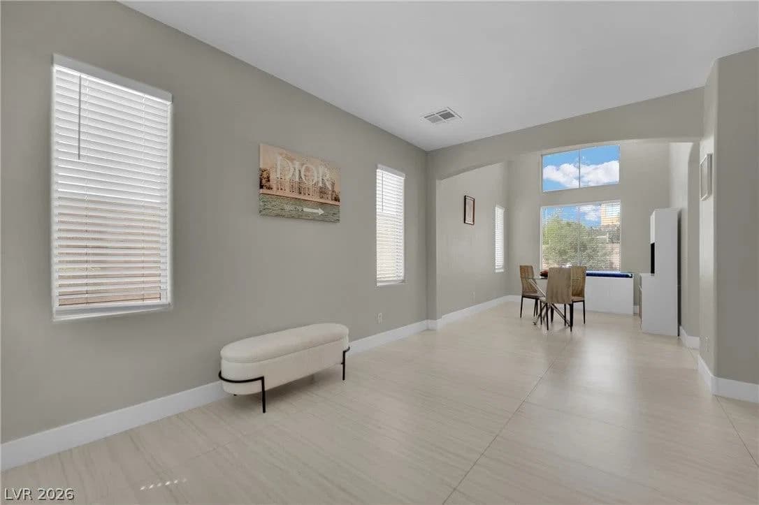 6047 Orange Poppy Court photo 4
